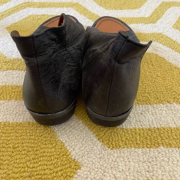 Free People Black Leather Mont Blanc Cut Out Flats Sandals - Picture 5 of 9